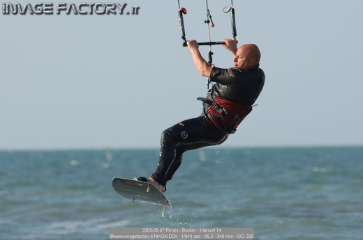 2005-05-07 Rimini - Bunker - Kitesurf 74